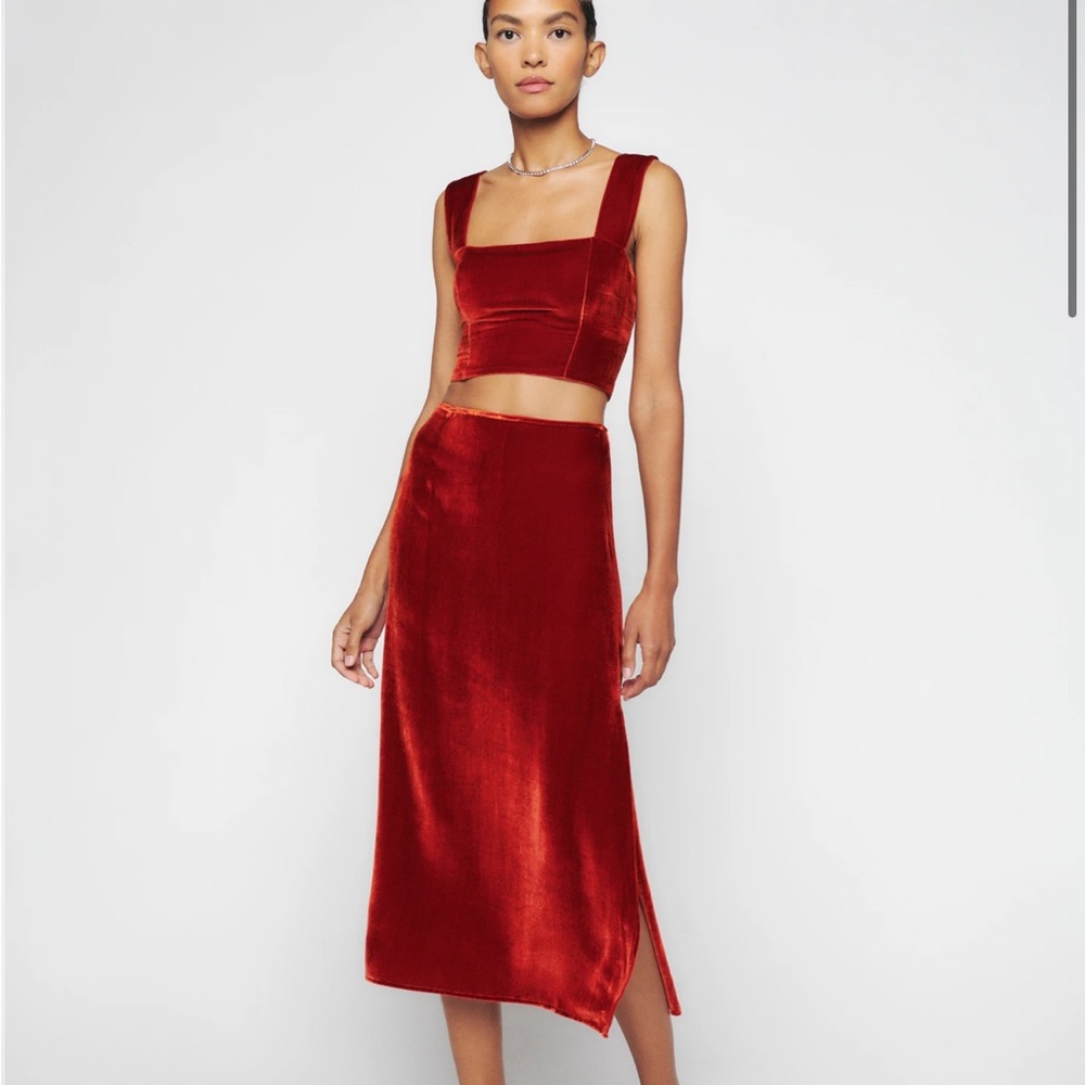 Reformation Baylee skirt velvet